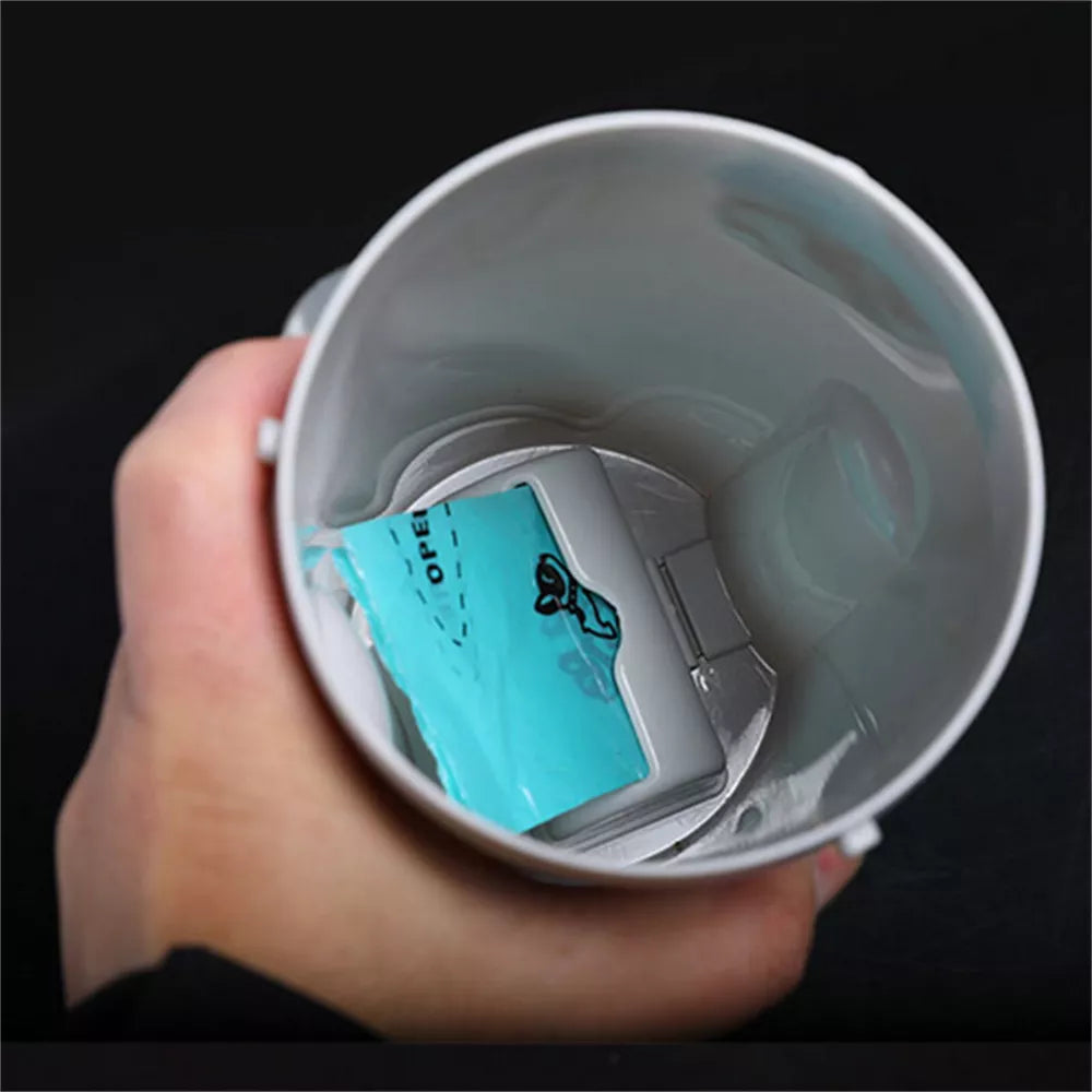 Clean Cat Litter Scoop
